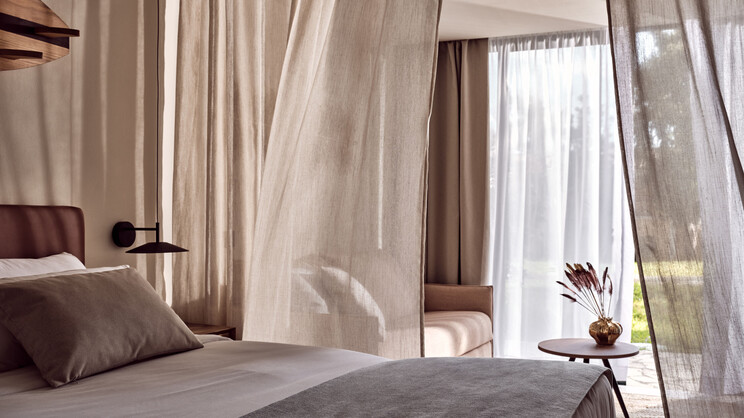 Domes Aulus Zante, Autograph Collection